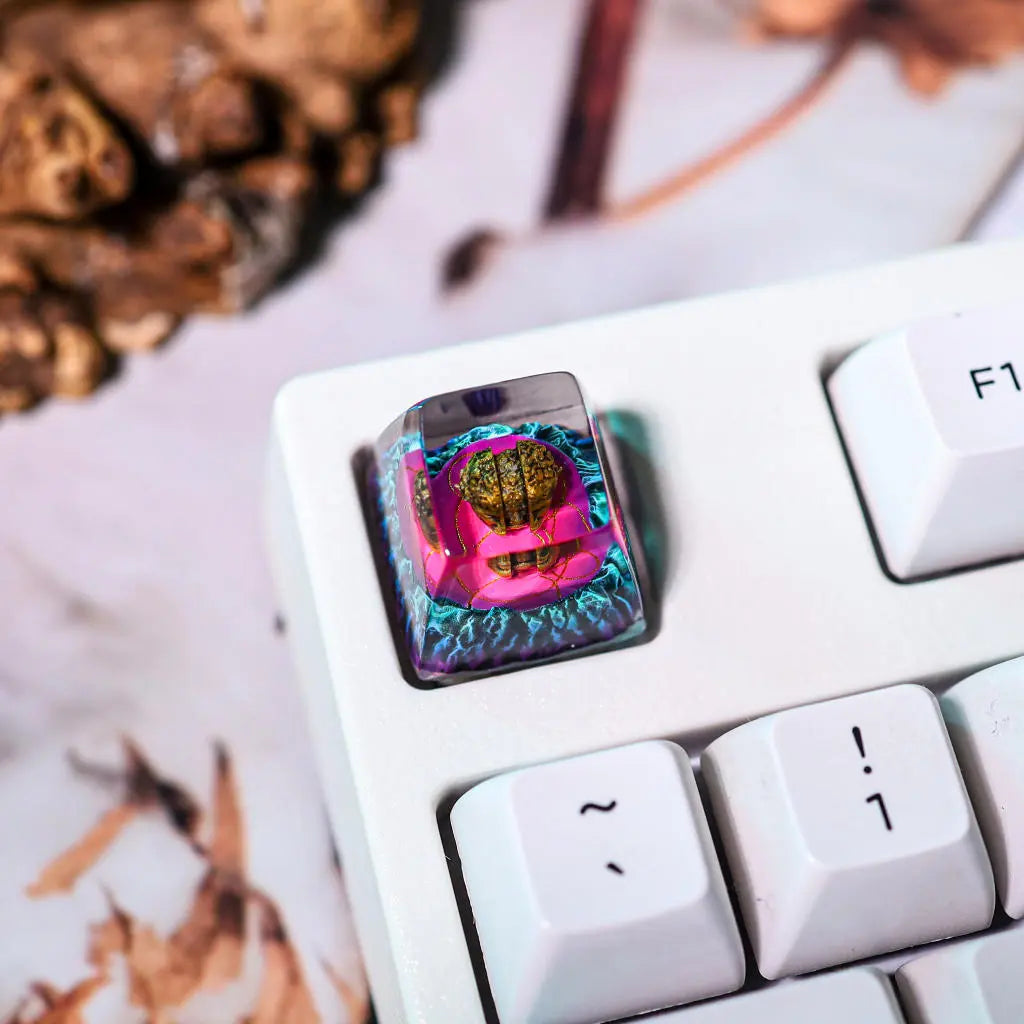 Exile Path Artisan Keycap – Handcrafted 1U Resin Keycap for Mechanical Keyboards