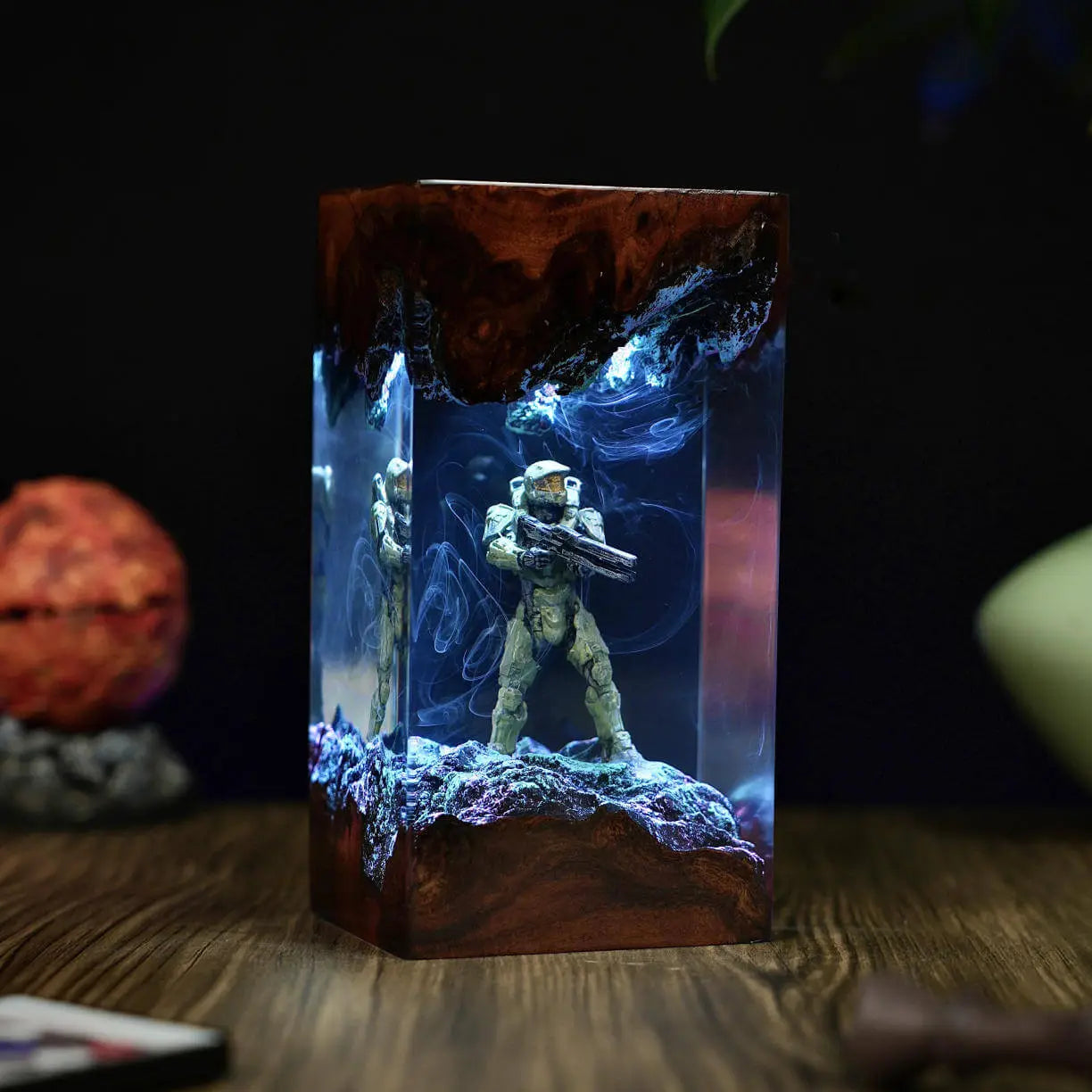 Halo: The Master Chief Collection Lamp – Illuminate the Legend
