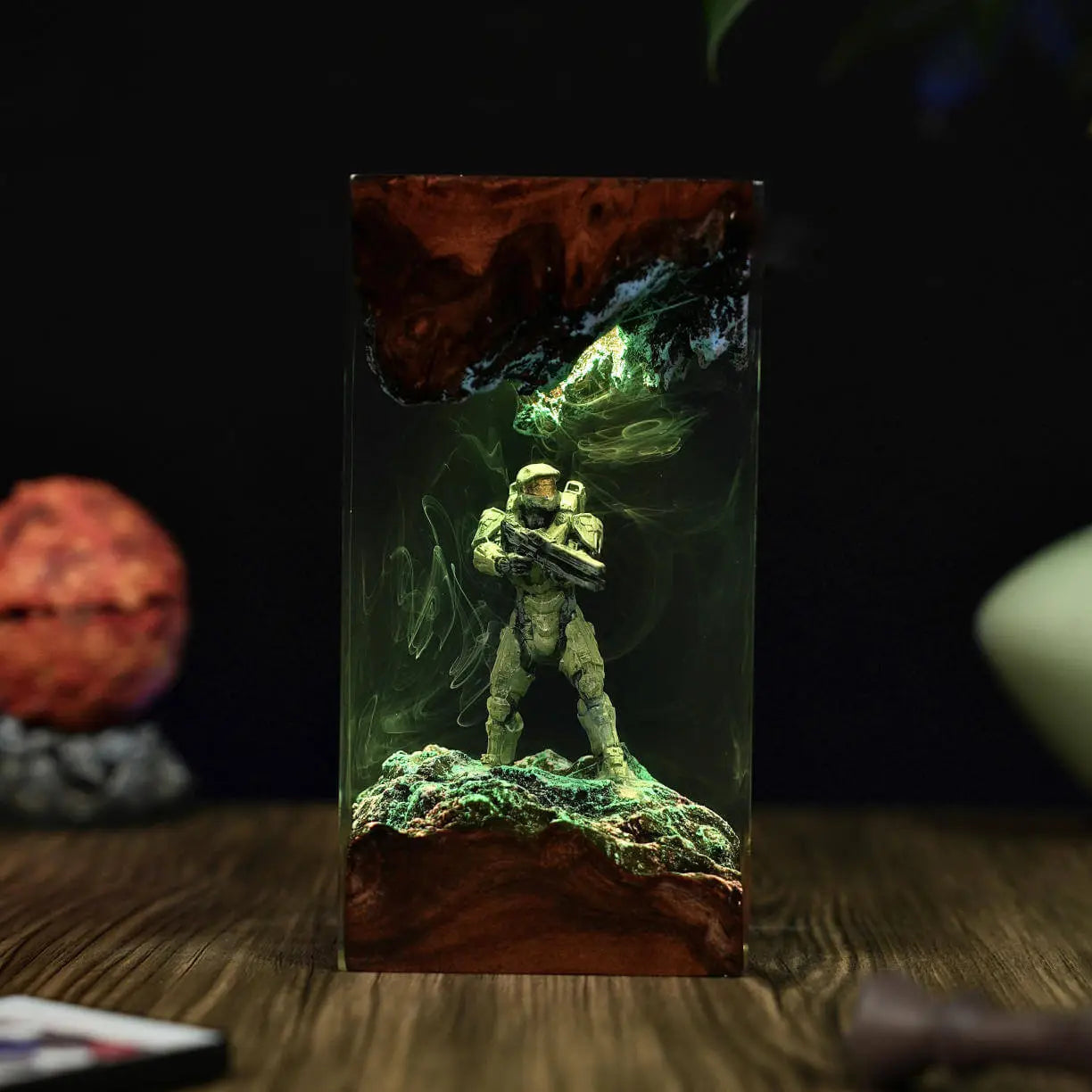 Halo: The Master Chief Collection Lamp – Illuminate the Legend