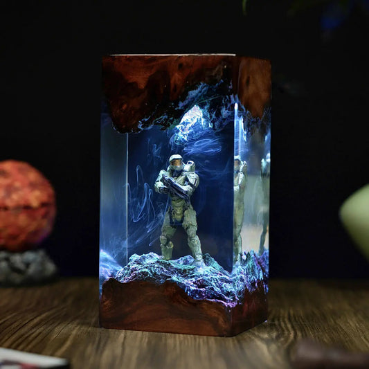 Halo: The Master Chief Collection Lamp – Illuminate the Legend